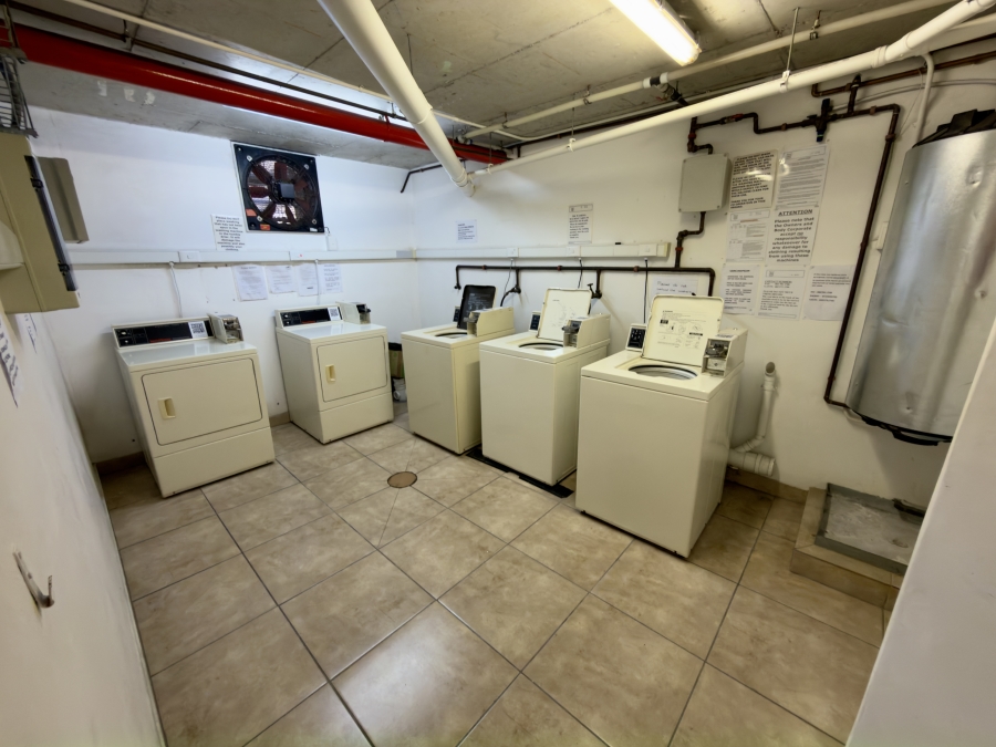 1 Bedroom Property for Sale in Royal Ascot Western Cape